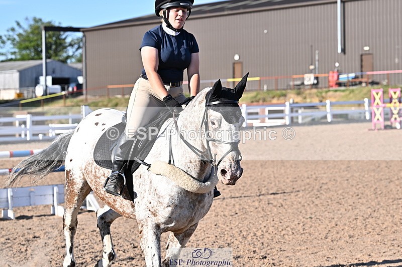 250708A-185554-00677 - 100cm Classes