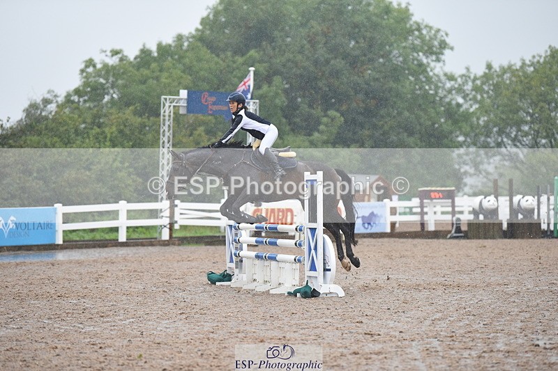 230917A-110910-06429 - Cls 33 British Novice & 90cm Open