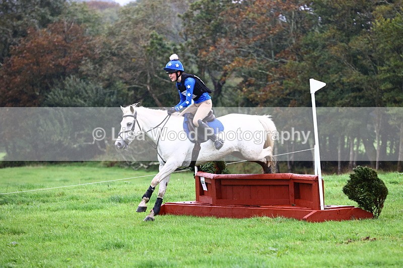 JPP_5246 - Class 2:  70cm: Zig Zag