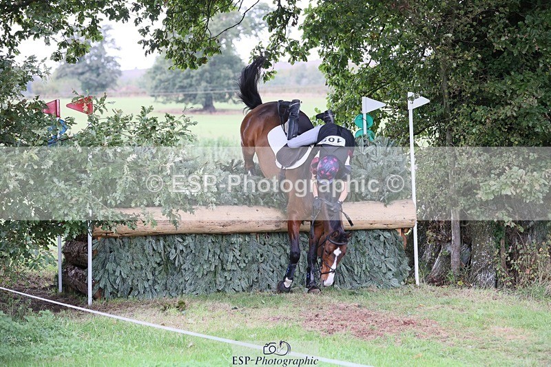 231020-134143-09141 - 105-BRIGHT.KNIGHT.III-Janet.Clarke-XC