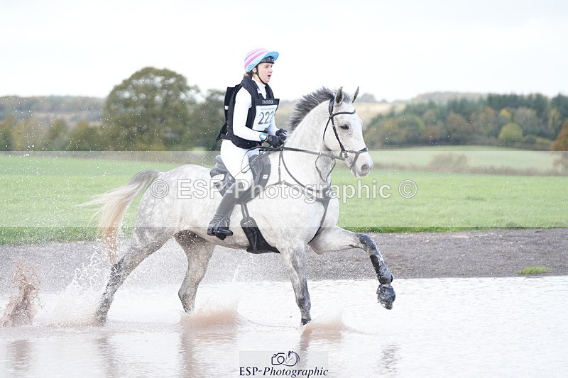251024A-144958-12956 - C-222-Clemmie.Kerridge