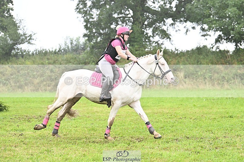 240901A-161759-11076 - 576-Tabitha.Bluck-PENDANN.REEF