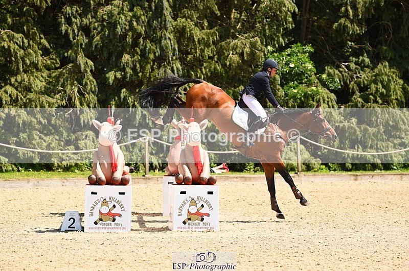 230527-142308-11131 - 451-COOLEY_SNAPCHAT-Selina_Milnes-SJ