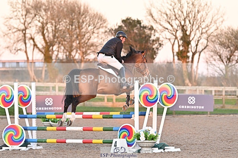 250401-193539-01063 - 100cm Cl;asses