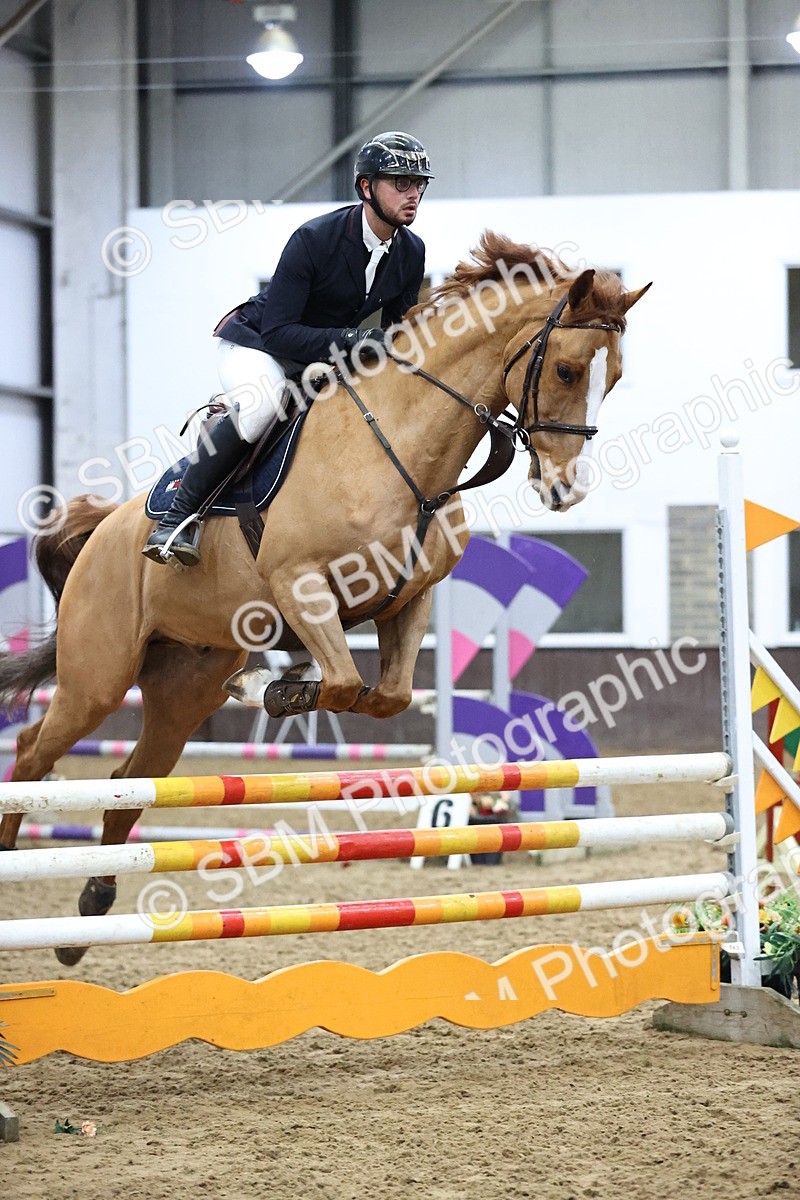 SBM_2243 - Class 8 - Nupafeed Supplements Senior Discovery/ 1m Open