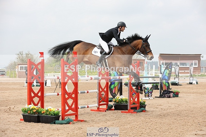 250424-114812-05063 - Cls 1 - 2 Star Small Tour