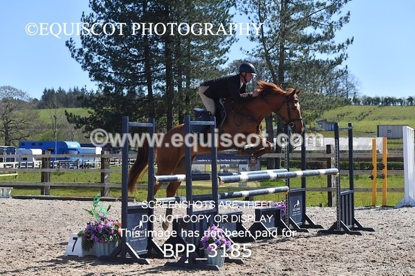 BPP_3185 - CLASS 14  Senior Newcomers/ 1.10m Open