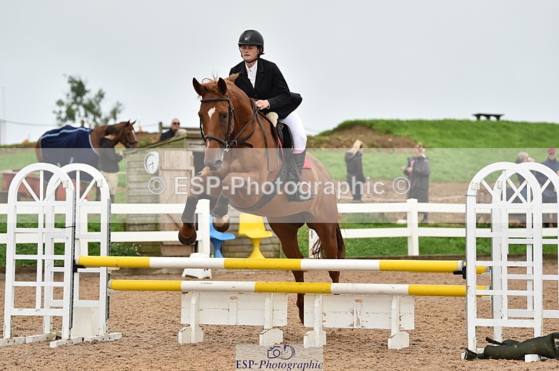 220829A-173626-00469 - 80cm Classes 5a 5b & 6