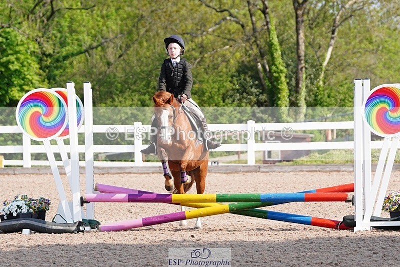 250503-092540-00083 - Cls 16 Clear Round 40cm and 50cm
