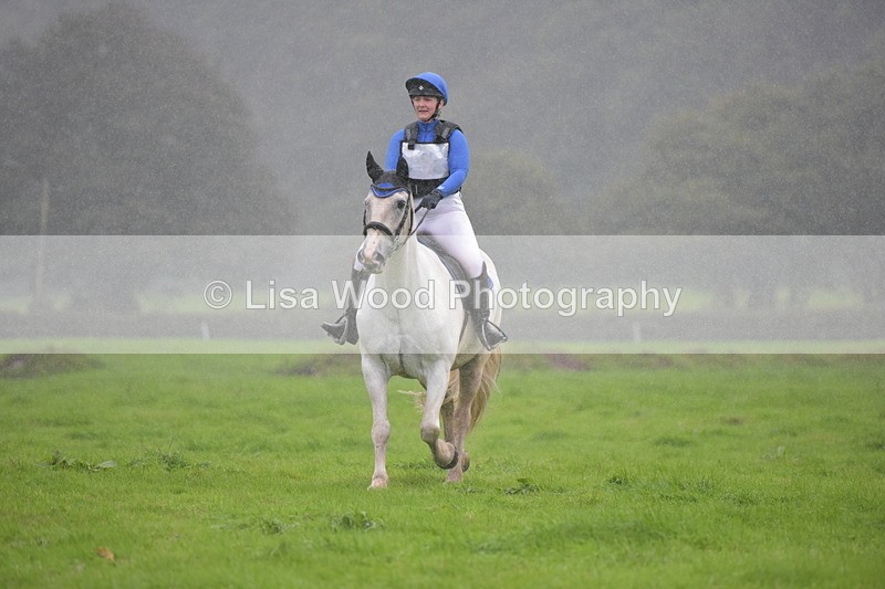 RAY_9339 - Class 1: 65cm: Ski Jump