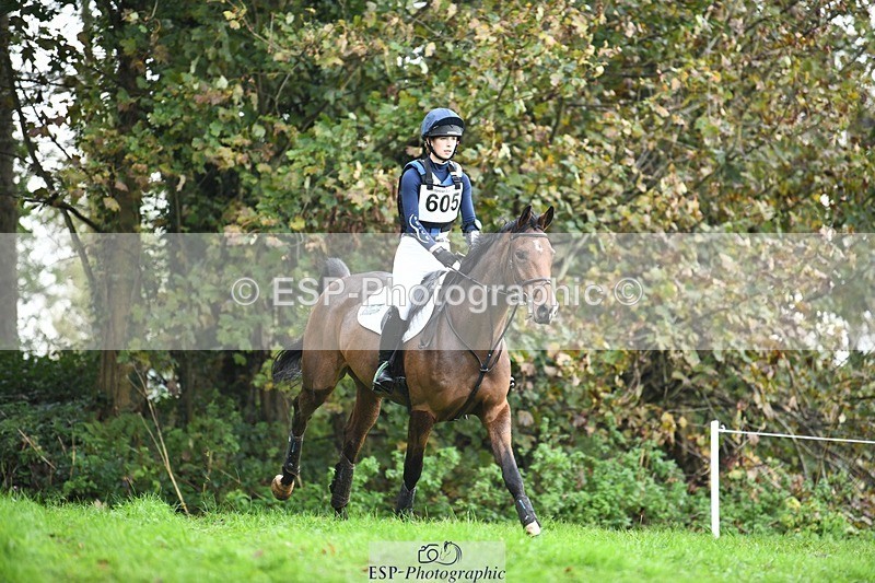 231021-093854-13018 - 605-SPORTSFIELD.U2-Katie.Corbin-SC+XC