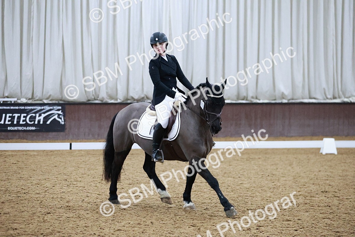 SBM_000562 - Class 7-6 - Novice 3-Novice 2