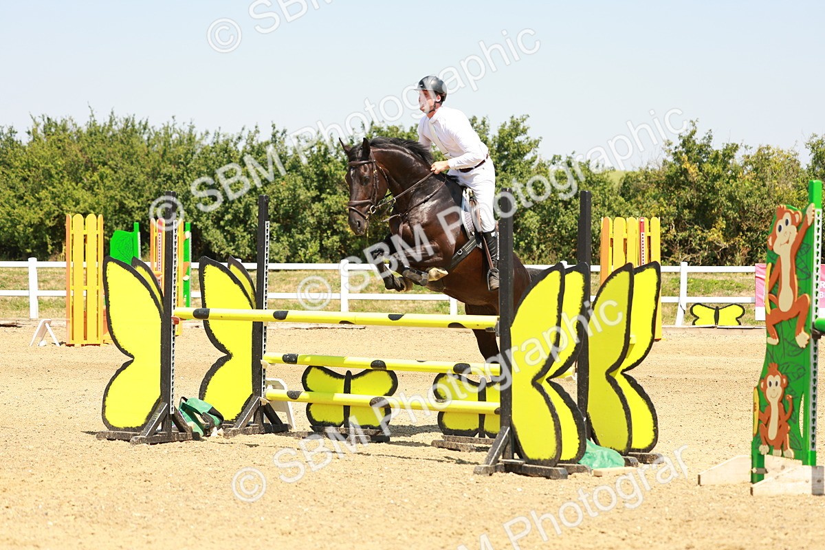 SBM_001460 - Class 4 - Senior Newcomers - 1.10m