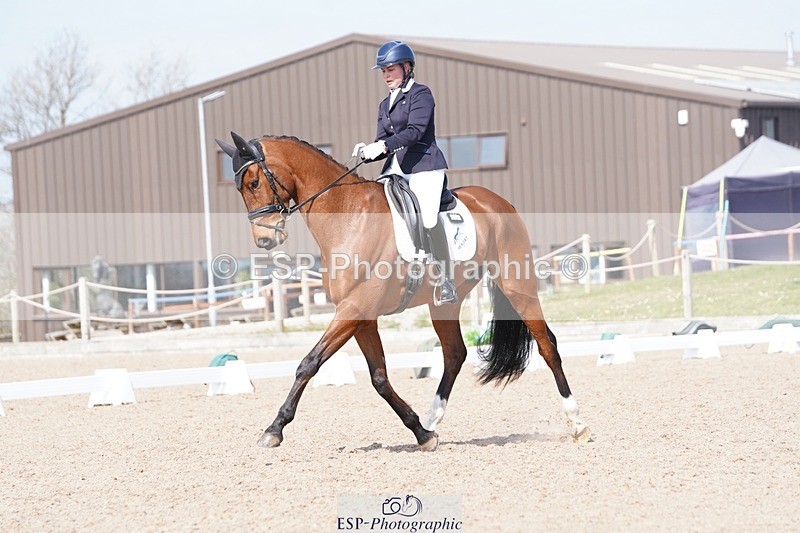 250403-124022-01947 - 036-Abbie.Newbury-Seagry.Viceroy