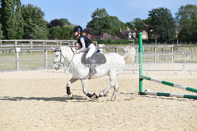 WJ5_5889 - Poles off the floor