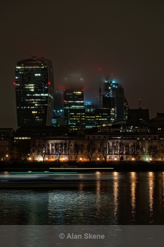 DSC00032 - London low light