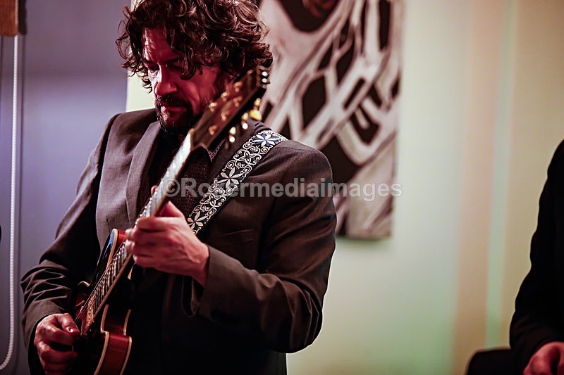  - TOM & SIMON GARDNER PLAY BROTHERS CANDOLI