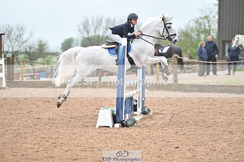 240505A-114320-04965 - Cls 3  Pony Discovery & 90cm Open