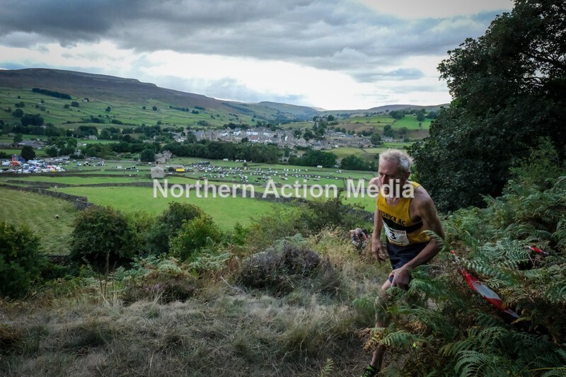 DSCF5178 - Reeth Fell race seniors