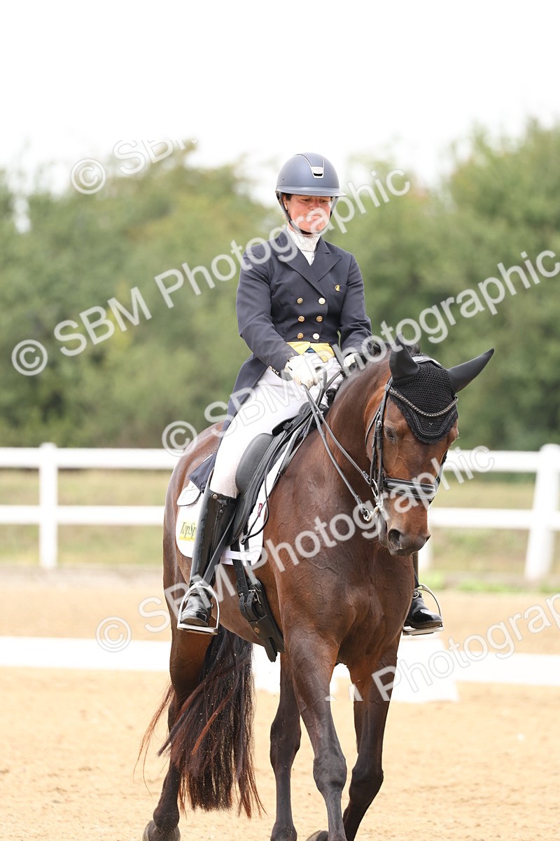 SBM_006998 - Class 9 - FEI INT I - 13.37-14.33