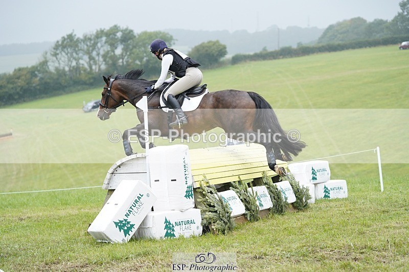 240901A-113058-07027 - 410-Octavia.Madden-NENAGH.II