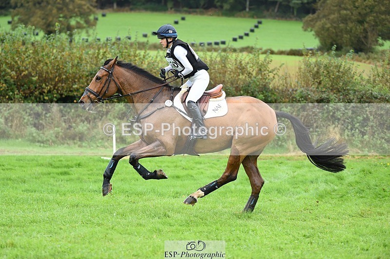 231022-133916-28487 - 330-TRINITY.THANKS.AWFULLY-Imogen.Gloag-XC