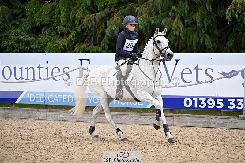 250802A-133118-03274 - F-252-Charlotte.Godwin-UNNAMED