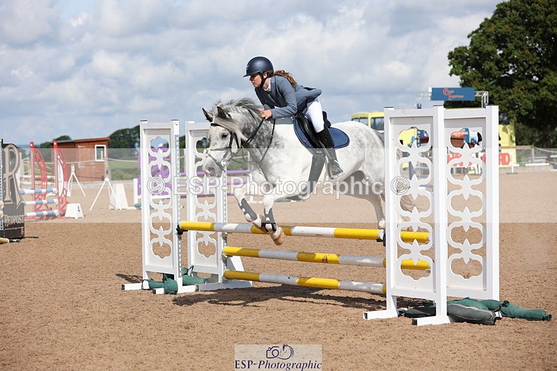 240714A-095603-01643 - Cls 3 A&B Pony BN & 80cm Open