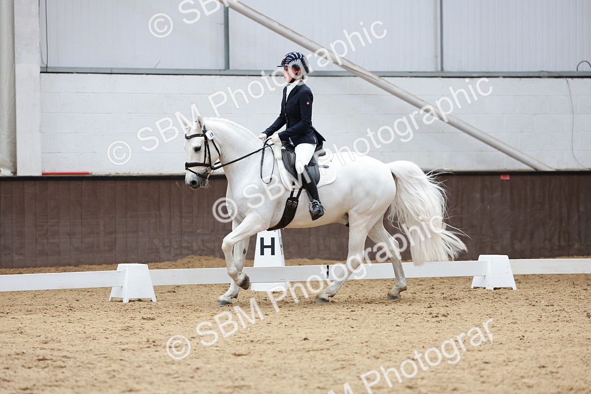 SBM_008954 - Class 6b - Novice 6 - 11.02-12.19