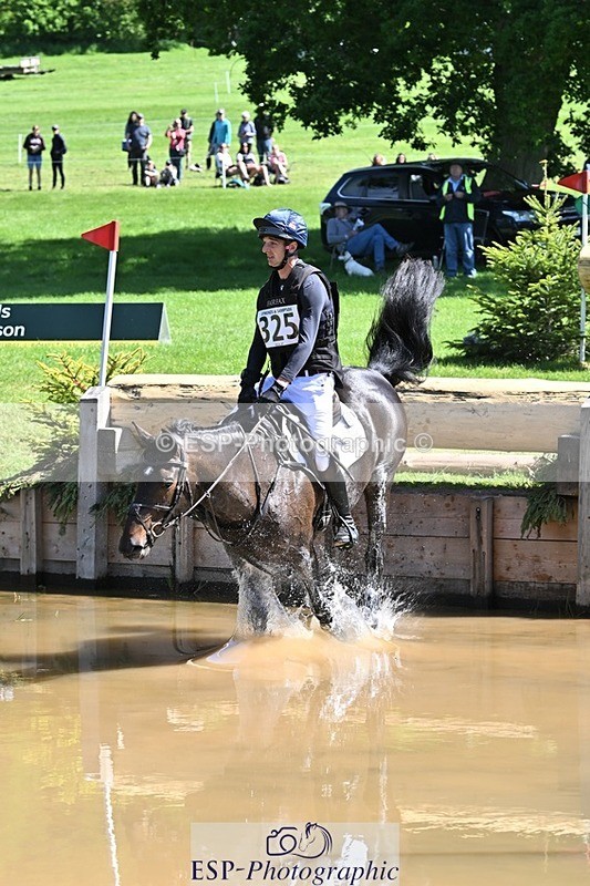 240525-110205-12185 - 325-MIDNIGHT_ENDEAVOUR-Tom_Jackson