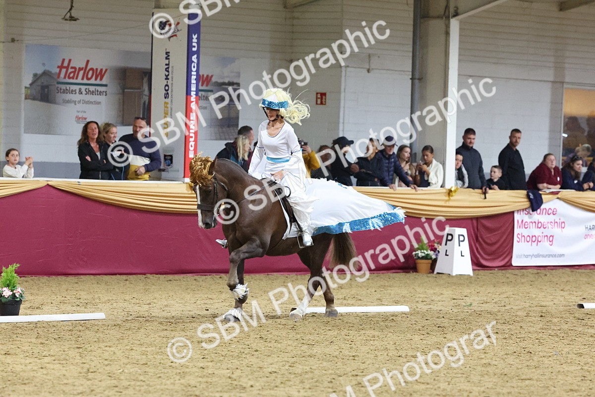 SBM_10297 - Class 52 Strictly Fancy Dress-Age