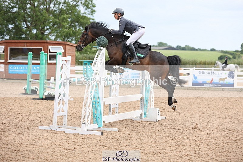 240630A-163124-15204 - Cls 33 Foxhunter and 1.10m Open