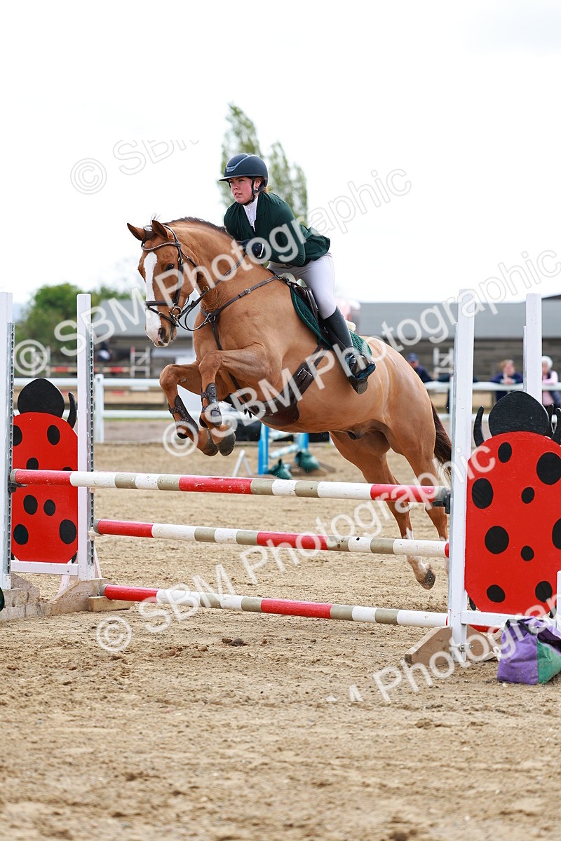 SBM_001907 - class 8 - Senior British Novice - 90cm