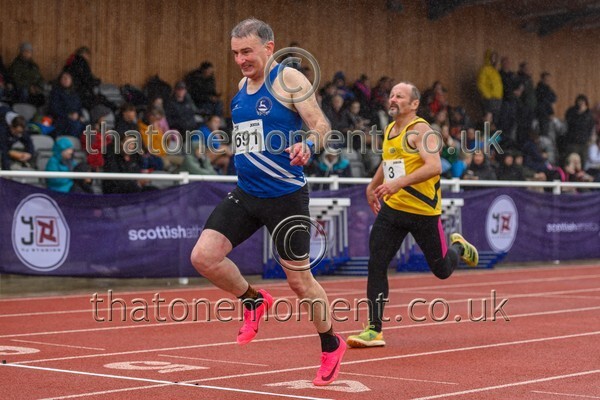 ComMast25-910319 - Track Male Set One