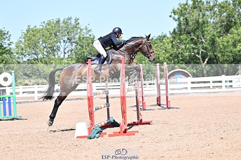 250712-120822-00505 - Cls 10 1.05m Amateur Qualifier