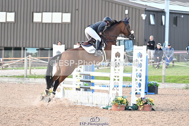 240913A-171448-05323 - Cls 19 Snr 1m Open Speed Derby