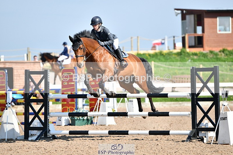 240512A-163057-19808 - Cls 44 1.05m National Am Quali