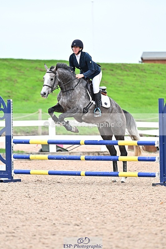 251015-103832-00068 - Cls 1 British Novice and 90cm Open