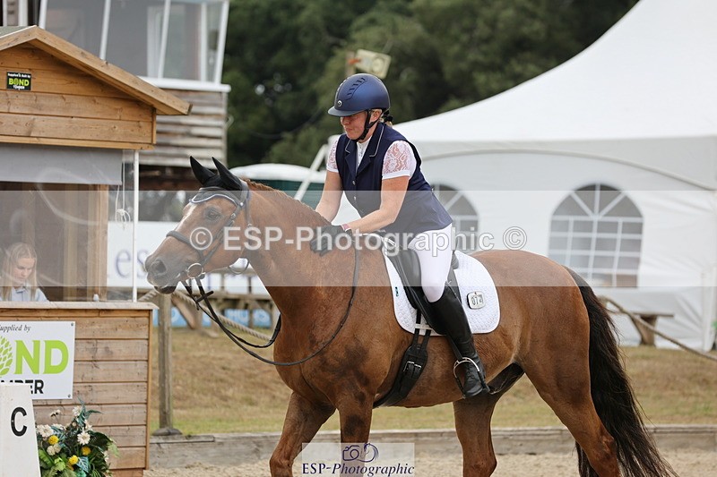 250718A-133444-01558 - 072-Emma.Trace-Laddenbrook.Truman