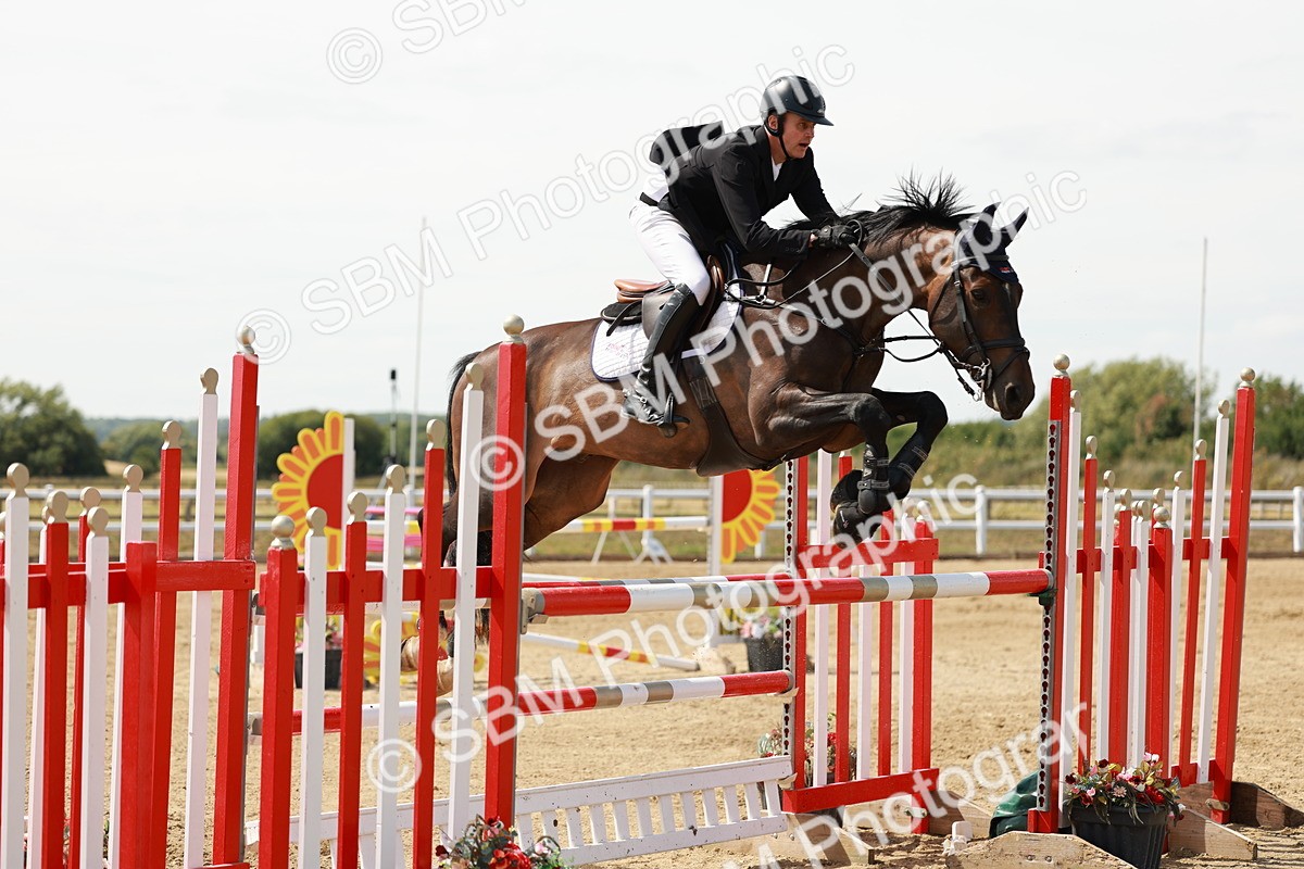 SBM_007987 - Class 4 - Senior Foxhunter - 1.20m Open