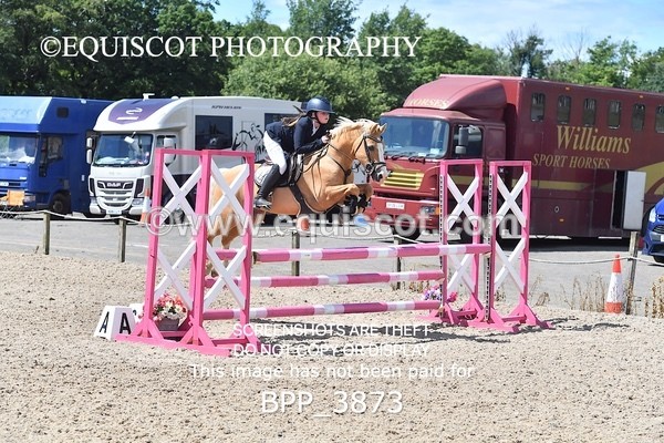 BPP_3873 - CLASS 8 SAT Springboard 128cm/ 138cm Restricted Handicap