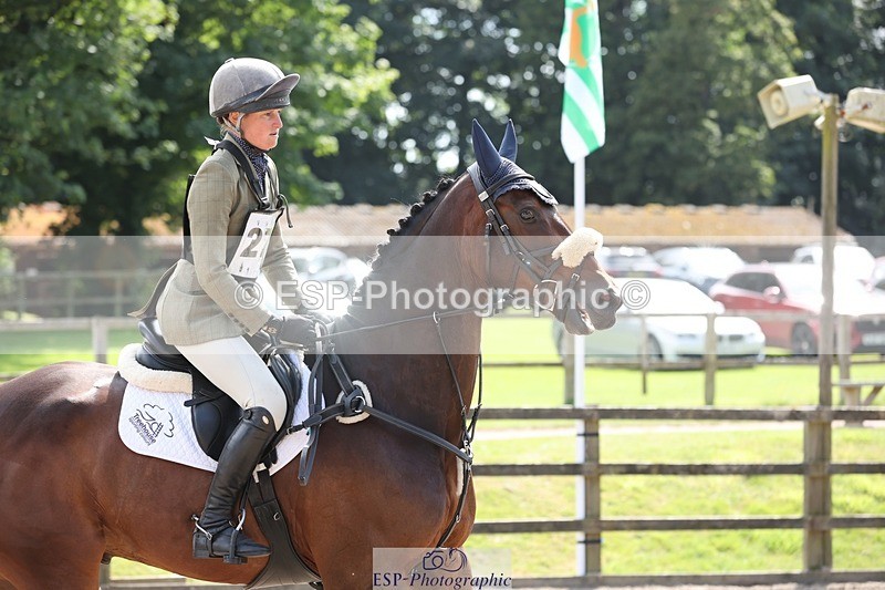 240803-152534-08866 - 271-Rosie_Bradley-Hole-OUT_OF_THE_BLUE_XIV