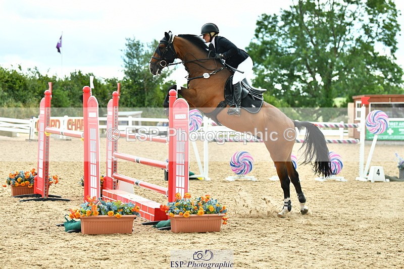 230721A-142254-06877 - Cls 22, 1 Star Gold 1.30m