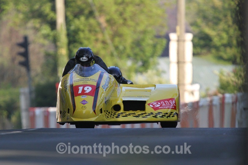 IMG_5496 - Thursday Practice - TT 2013 Side Car