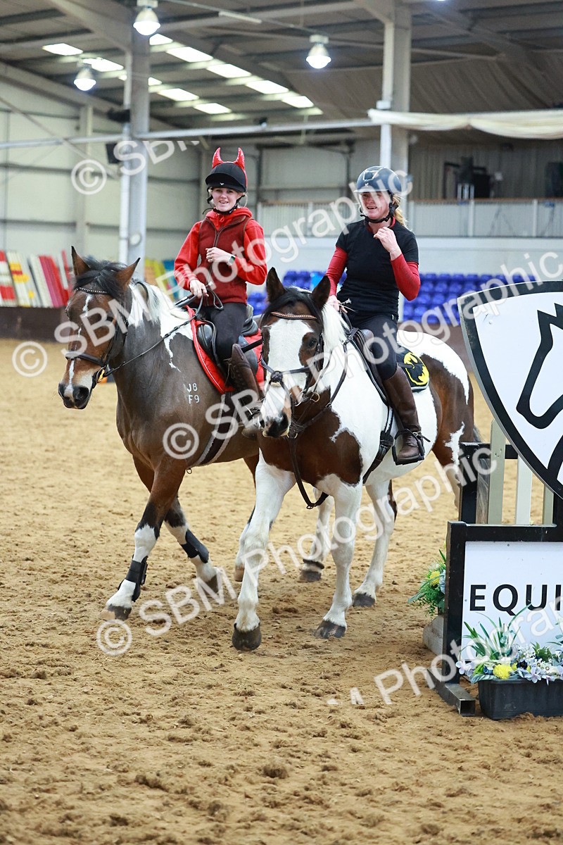 SBM_002759 - Class 4 - Pairs