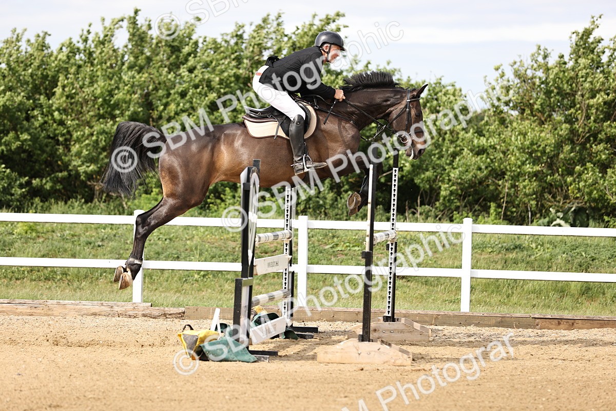 SBM_003585 - Class 13 - Senior Foxhunter - 1.20m