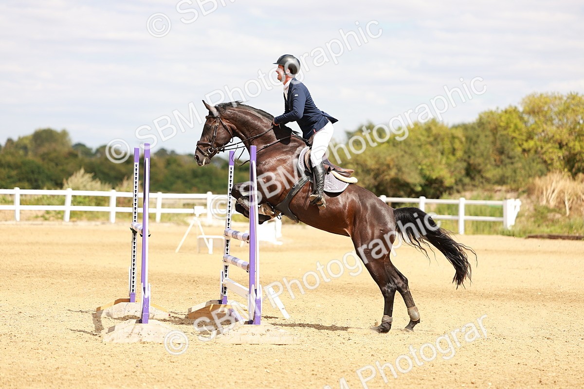 SBM_006571 - Class 4 - Senior British Newcomers - 1.10m