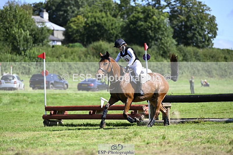 240811A-110547-01332 - 059