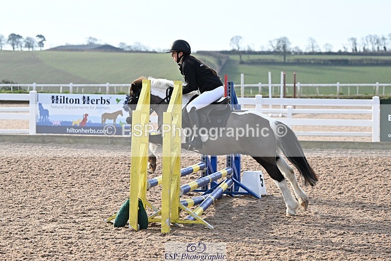 250308-090427-00828 - Cls 19-21 CR, Club and Schools 60cm