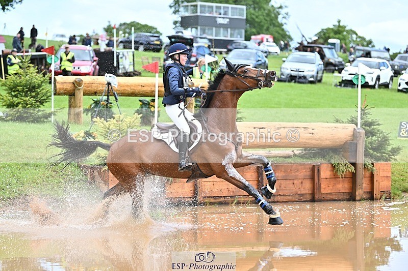 240526-140953-23777 - 449-REDFIELD_FYRE-Cassie_Sanger